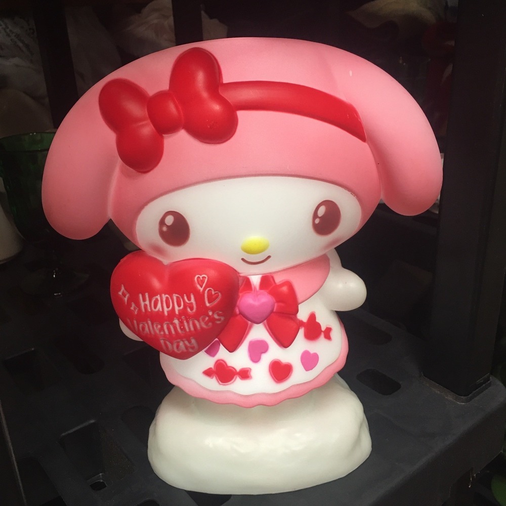 Sanrio My Melody Hello Kitty and Friends Valentine's Day Lighted Blow Mold Gemmy